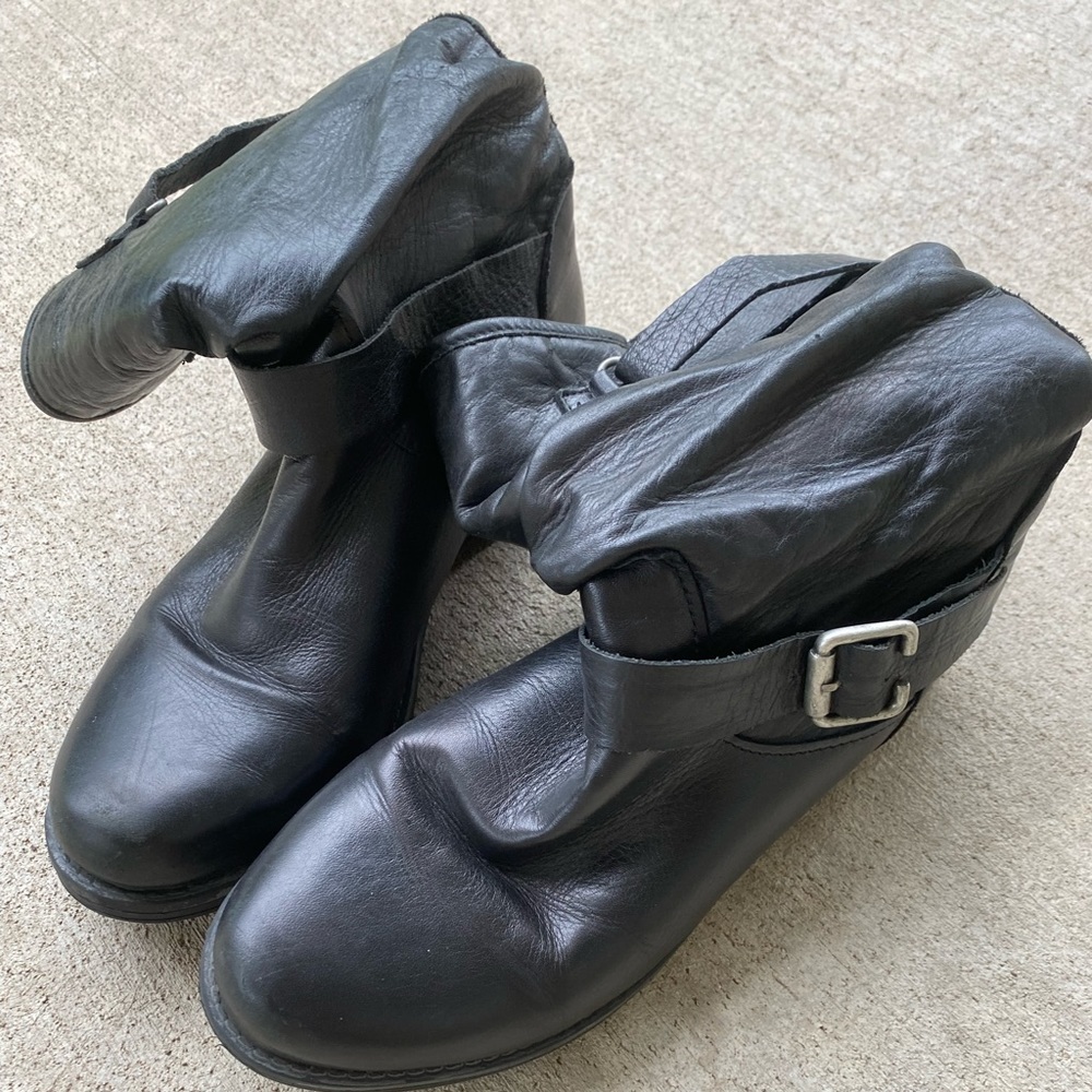 Black leather Eric Michael boots